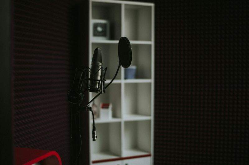 Pourquoi l’acoustique change tout dans la qualité d’un podcast